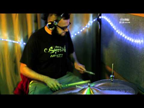 2. Pablo Habitual - Out of place - Sesiones Melomaniacos/UAMRadio