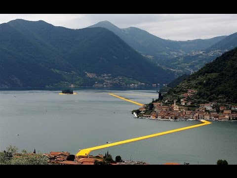 The Floating Piers. La passerella dei sogni. Lago d'Iseo. Giugno 2016