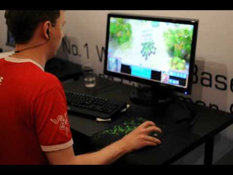 Quantic Sase exiciting and ground shaking keyboard and mice usage @ ASUS ROG Tournament