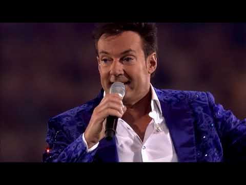 13 Toppers in concert 2011 Foxtrot Medley 2011