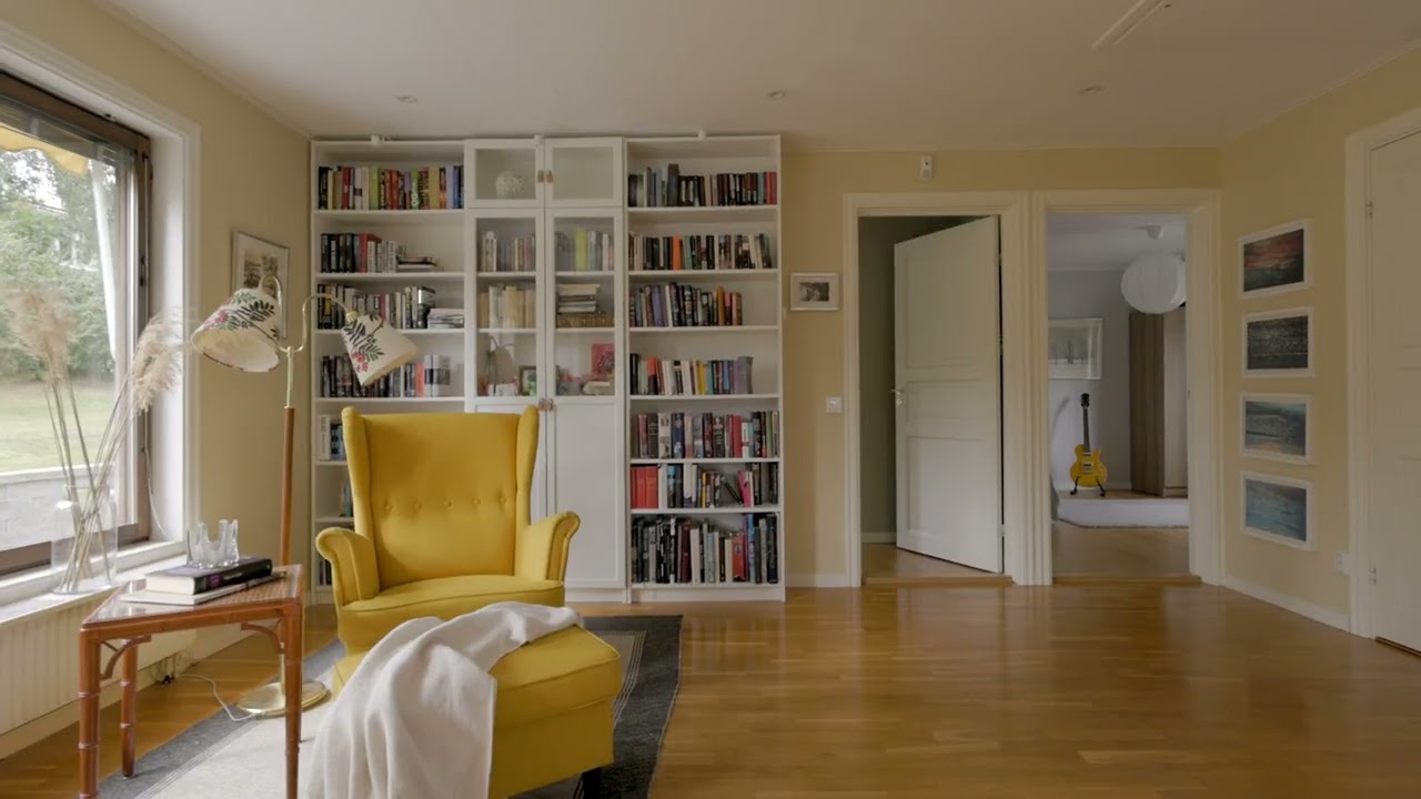 7 rum Villa på Björnkärrsvägen 17 Skarpäng Täby kommun - video