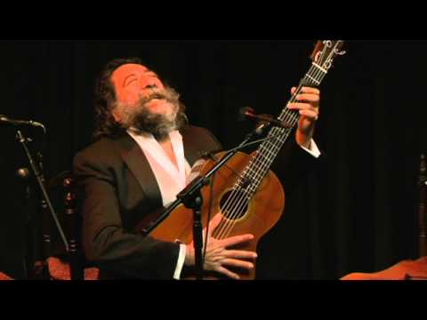 CASA PATAS 37 MANUEL MOLINA - LOLA -