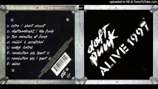 Daft Punk - 02. Daftendirekt / Da Funk (Live @ Que Club / Alive 1997)