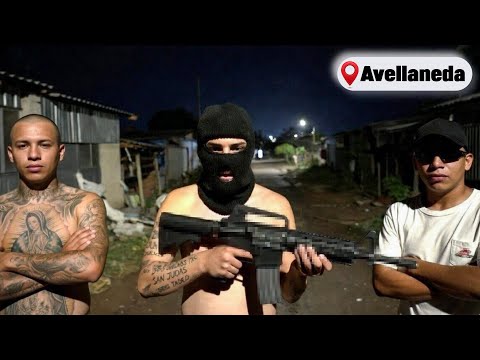 FU5IL3S DE ASALTO EN EL BARRIO MAS VULNERABLE DE AVELLANEDA | Villa Inflamable