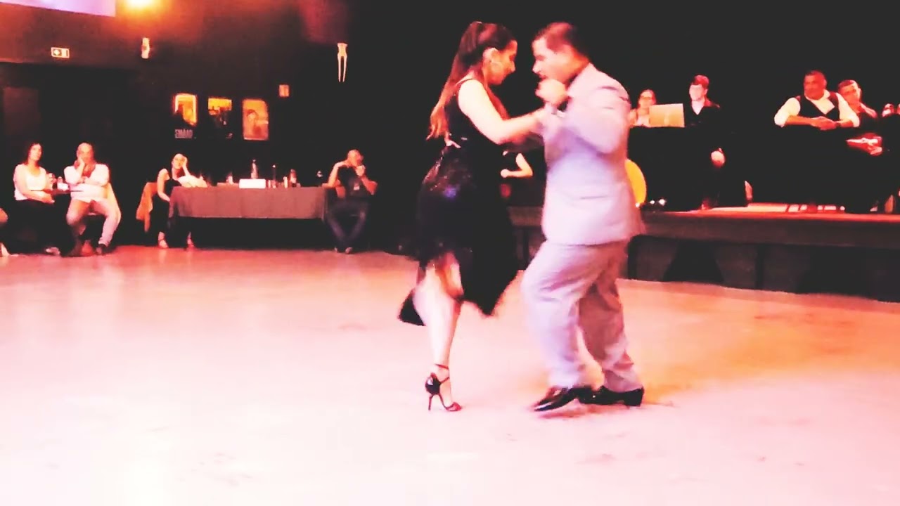 demo show FATIMA LARACOCH Y BRENNO MARQUES op zondag 19 mei 2025 dans 3