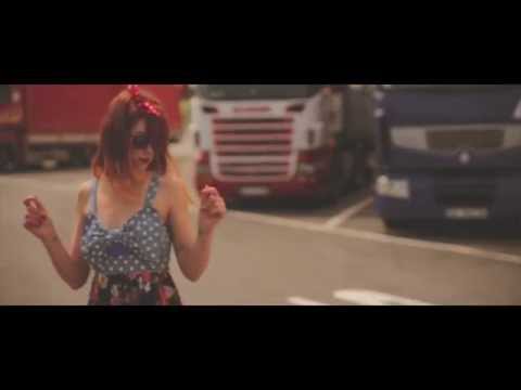 Zibba e Almalibre - Senza pensare all'estate (OFFICIAL)