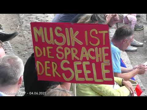Tanzen zwischen Friedensrufen und Drohungen: Die Bedeutung von Musik in der Corona-Protestbewegung