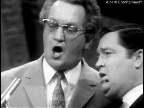 Willy Alberti Johhny Jordaan   Aan de muur van het oude kerkhof