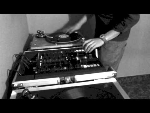 DJ HUEX #1MinuteScratchChallenge