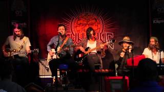 Dawes - "Don't Send Me Away" (Live In Sun King Studio 92 Powered By Klipsch Audio)