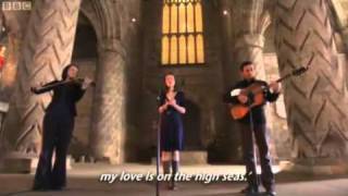 Julie Fowlis - Tha Mo Ghaol Air Aird A  Chuain