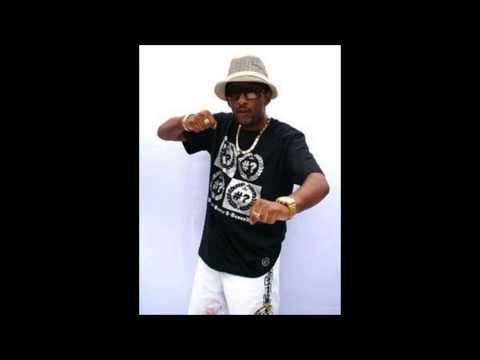 MC Mascote - Medley das Antigas (Ao Vivo)