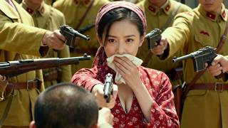 路邊偶遇的村姑突發惡疾，日軍出手相救，誰料下一秒村姑掏出手榴彈！#抗日