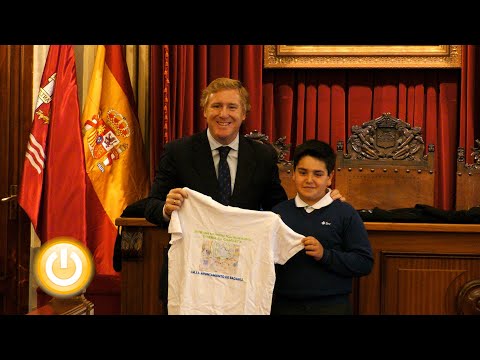 IX concurso "Por un mundo igualitario, diseña tu camiseta"