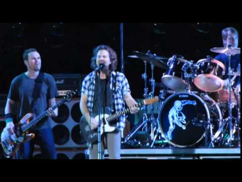 Pearl Jam - 2010-05-17 Boston, MA (Full Concert)