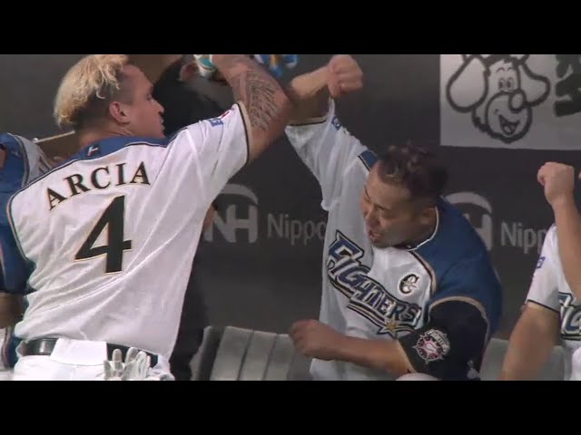 【3回裏】ついに目覚めの時!! ファイターズ・アルシア 2ヶ月ぶりの第14号2ランホームラン!! 2018/10/11 F-M