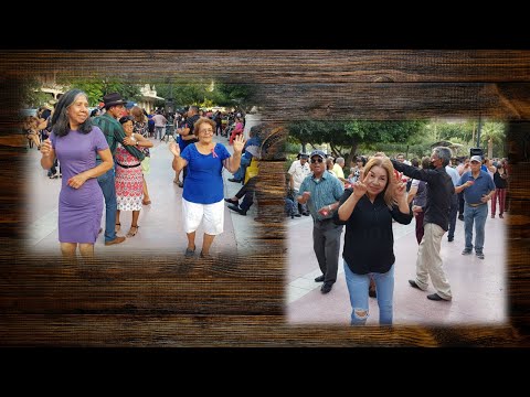 BAILE EN LA PLAZA DE ARMAS TORREON COAHUILA (El Moñito Azul) NO Cuento con Derechos de Autor