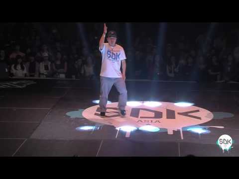 SDK ASIA 2016 Semi-Finals - Popping 1on1 -  FunkStyle KS Vs Louis