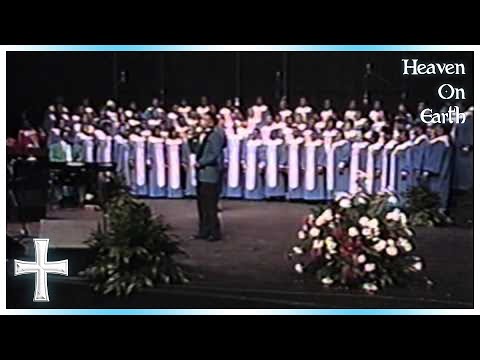 Yahweh - Rev. James Moore and the Mississippi Mass Choir