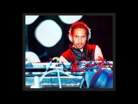 Roni Size & MC Dynamite XB06 1Xtra Live