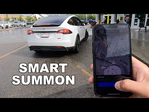 Tesla Smart Summon in a Mall Parking Lot - Does it Actually Work?