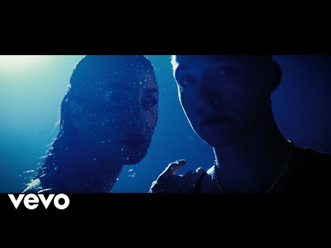 Maximillian, Medina - Lifetimes Away