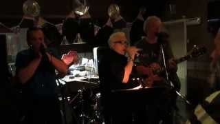 Jumping Jack Flash - Chris Farlowe with Rag and Bone (Belgium)