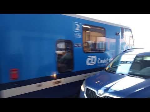 Praha Smíchovské nádraží Eso 362.163-8 Odjíždí Ze Stanice Smíchovské nádraží INTERPANTER 660.110-8