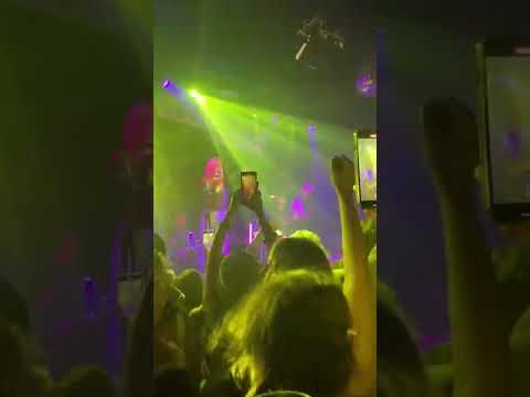 Millie Mountain & Gemini Candid performing 'Feel'