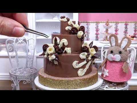 Miniature Chocolate and Cream Rose Cake - mini food ASMR