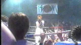 Toyah - Interview and &#39;Don&#39;t Fall In Love&#39; on Razzamataz 1985