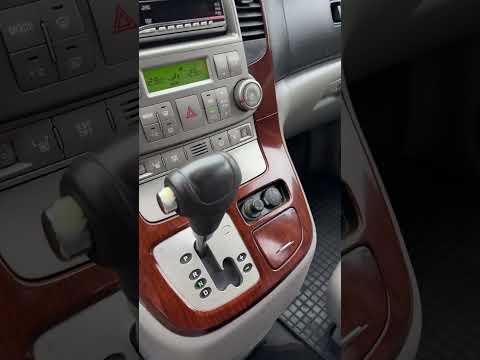 фото kia carnival ii 0