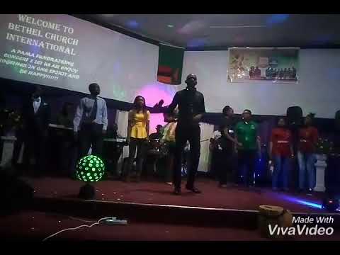 Finofine ndi ndemipela amalumbo