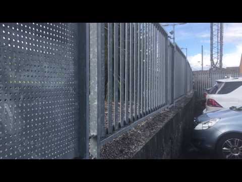 Irish Rail ICR 22000 DMUs 22050 + 22003 arrive at Malahide for Pearse (27/7/17)