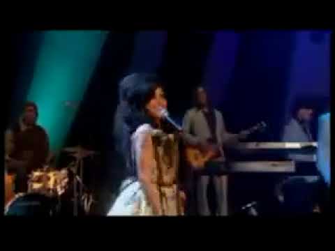Thumbnail for Amy Winehouse - Later...With Jools Holland (Rare Snippet) | October 31, 2006 by Amy Winehouse