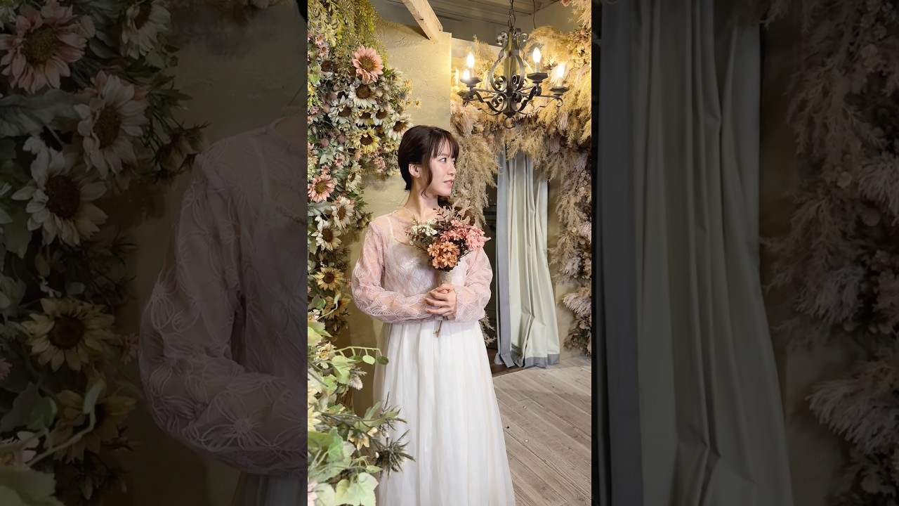 「20th Anniversary Best」のブックレットは見てくれましたか⁇ぜひアルバムの感想を教えてくださいね！#藤田麻衣子 #絆 #メイキング