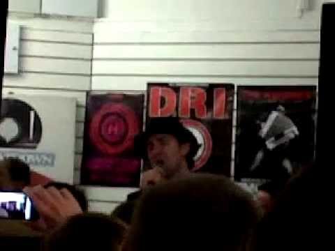 Maximo Park instore gig at Beatdown records - Going Missing