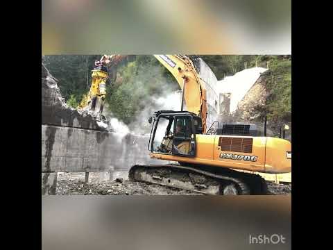 Abbruch HWS Betelried Case CX370C