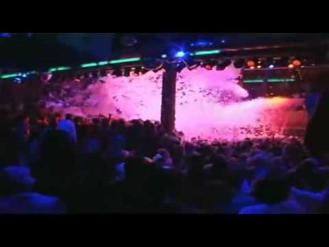 Benny Benassi vs David Bowie - I'm a DJ - Amnesia