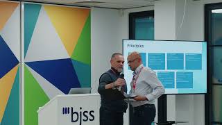 Navin Bose &amp; Manuel Reyes - How NHSE are developing their API platform for simpler integration