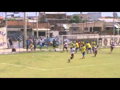 GOL DO CANTO DA VILA - CAÍQUE