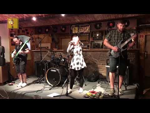 Particles - Particles - Kruh (Rádio Bunker, Trnava, 30.06.2018)