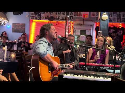 Brett James - “Jesus Take the Wheel” The Bluebird Cafe Nashville