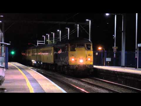 Network Rail 31106 & 31459 head south through Harpenden - 3Q07