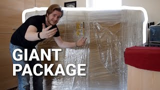 Mysterious Giant Switch-Related Package | Giant Unboxing