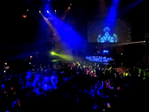Morgan Page drops Calvin Harris "Feel So Close" at Ruby Skye, San Francisco Feb 2012