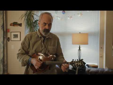 Inside the Craft | John Reischman performs “Lil Pine Siskin”