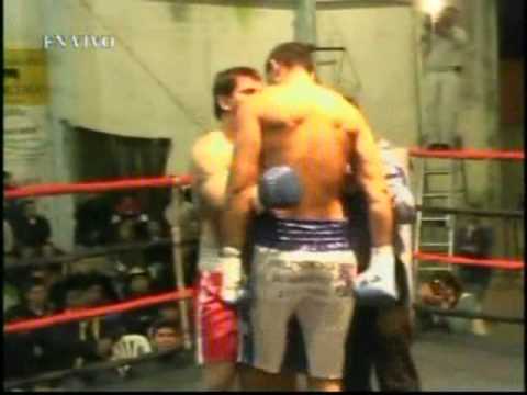 Ezequiel Zárate VS Roberto Santa Cruz.avi