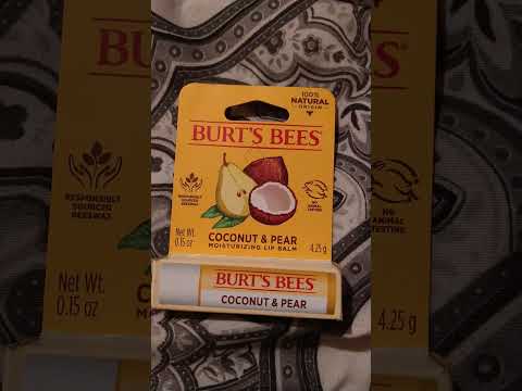BURT'S BEES COCONUT PEAR #randomshorts #walgreens #burtsbees #flava #lipbalm #organic