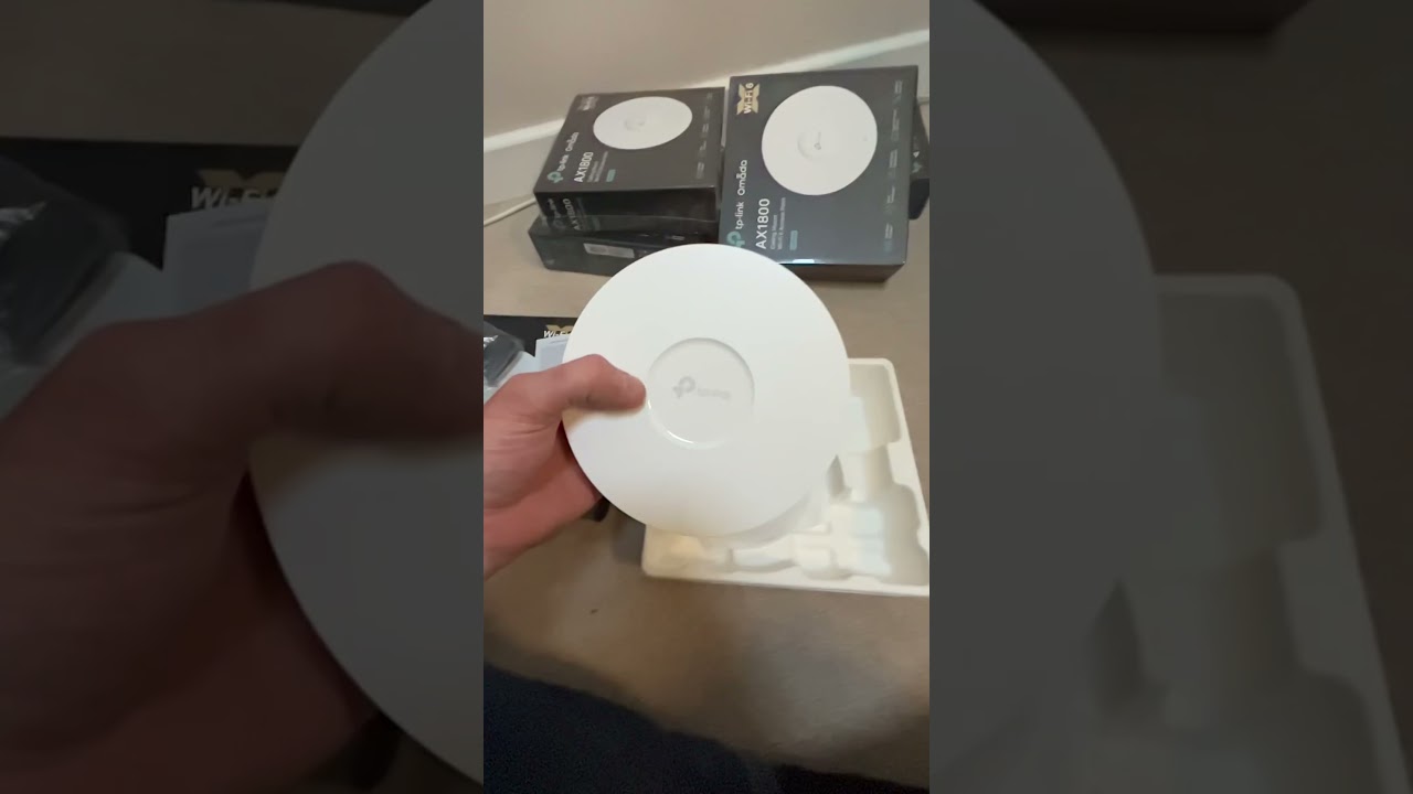 Miniatura da avaliação em vídeo de TP-Link EAP613 AX1800 Ponto de Acesso Wi‑Fi 5 GHz Dual Band